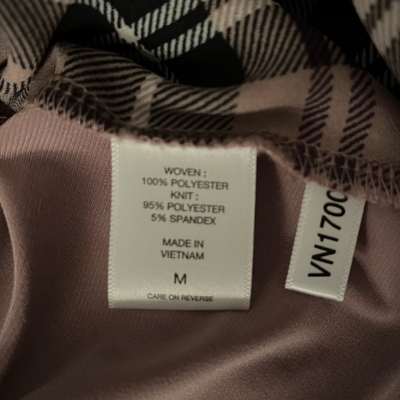 NY&CO Plaid Blouse - Picture 3 of 4